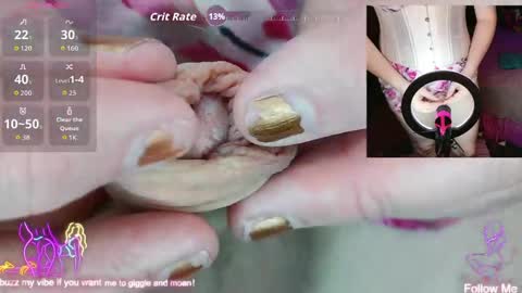 Faye online show from 05/24/26, 04:17