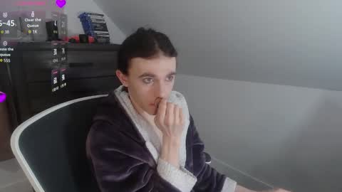 Natsu online show from 02/25/26, 06:17