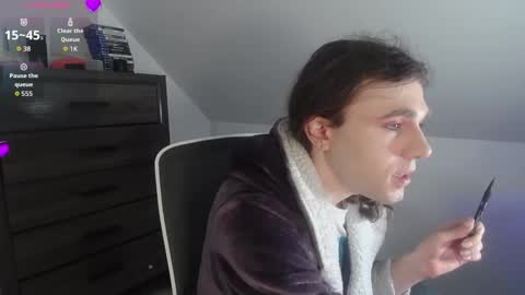 Snapshot of sluttyhorrorparty chatting on 03/16/26, 05:39 Natsu online show from 03/16/26, 05:39