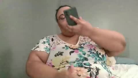 Snapshot of sluttyjess31 chatting on 03/03/26, 03:29 Jessica online show from 03/03/26, 03:29