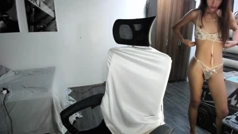 Snapshot of sluttykaye chatting on 04/08/26, 07:19 Fansly SluttyKaye -DONT FORGET TO FOLLOW AND THUMBS UP online show from 04/08/26, 07:19