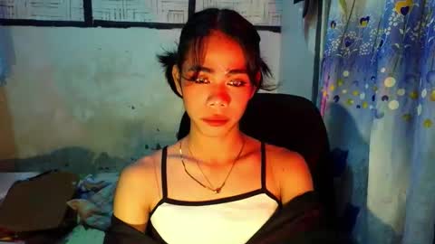 Snapshot of sluttypatotie chatting on 04/12/26, 02:33 sluttypatotie online show from 04/12/26, 02:33