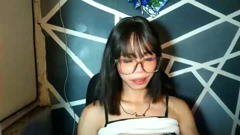 Snapshot of sluttypatotie chatting on 04/19/26, 04:17 sluttypatotie online show from 04/19/26, 04:17