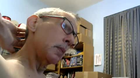 Snapshot of sluttyslave81 chatting on 06/17/26, 07:00 sluttyslave81 online show from 06/17/26, 07:00