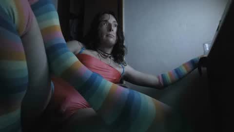 Snapshot of sluttywolfboi chatting on 07/19/26, 07:23 sluttywolfboi online show from 07/19/26, 07:23