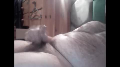 Snapshot of slutyboy1261 chatting on 03/02/25, 10:27 slutyboy1261 online show from 03/02/25, 10:27
