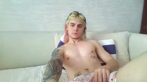 Gus online show from 09/30/25, 05:34