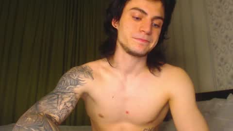 Gus online show from 10/25/25, 04:46