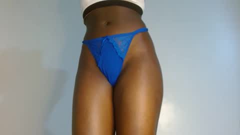 sly_rose online show from 10/27/25, 01:48