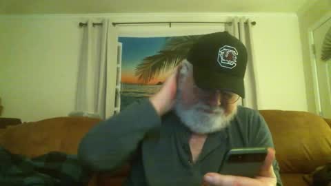 Snapshot of slydevi1 chatting on 12/18/25, 12:17 Slydevil online show from 12/18/25, 12:17