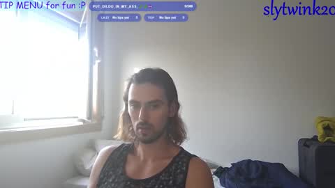 slytwink20 online show from 09/12/25, 03:56