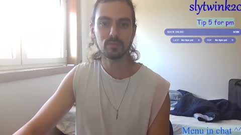 slytwink20 online show from 09/22/25, 10:28