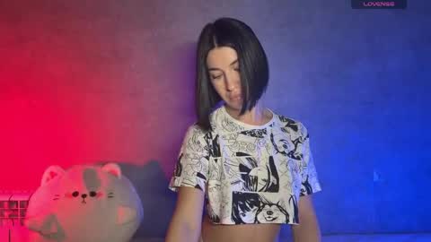 Snapshot of smaillev chatting on 04/03/26, 08:07 Melani online show from 04/03/26, 08:07