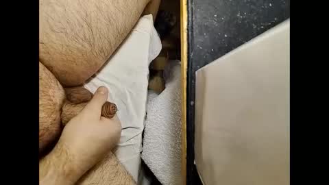 Snapshot of small_1986 chatting on 01/19/26, 09:24 transmisin gratuita bajo demanda free broadcast on demand online show from 01/19/26, 09:24