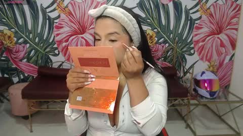 Mariana Torres online show from 04/08/26, 01:11