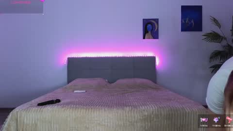 Emily online show from 01/08/25, 03:19