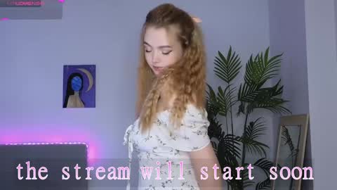 Emily online show from 01/21/25, 11:13