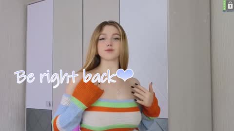 Emily online show from 01/28/25, 01:27