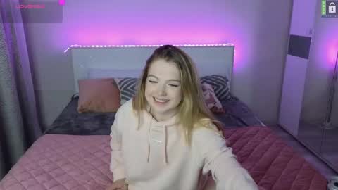 Emily online show from 03/03/25, 06:55