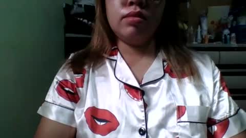 Snapshot of small_boobs59 chatting on 02/04/25, 11:06 Lovewella online show from 02/04/25, 11:06