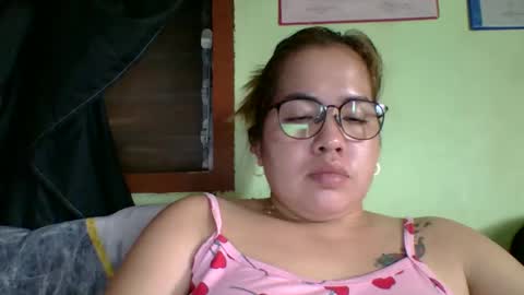 Snapshot of small_boobs59 chatting on 03/12/26, 05:46 Lovewella online show from 03/12/26, 05:46