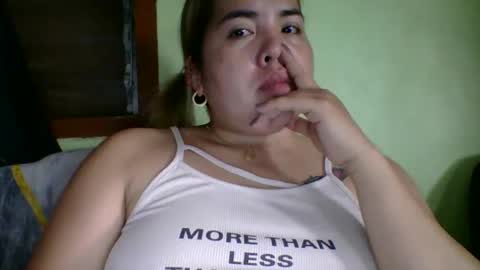 Snapshot of small_boobs59 chatting on 03/13/26, 05:03 Lovewella online show from 03/13/26, 05:03