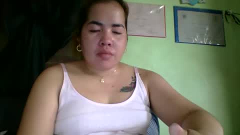 Snapshot of small_boobs59 chatting on 03/25/26, 05:24 Lovewella online show from 03/25/26, 05:24