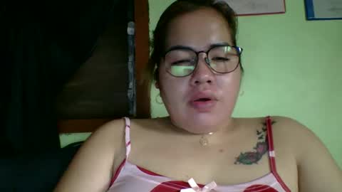 Snapshot of small_boobs59 chatting on 03/26/26, 04:51 Lovewella online show from 03/26/26, 04:51