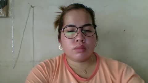 Snapshot of small_boobs59 chatting on 04/02/26, 03:15 Lovewella online show from 04/02/26, 03:15