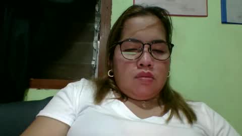 Snapshot of small_boobs59 chatting on 04/07/26, 03:34 Lovewella online show from 04/07/26, 03:34