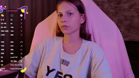 Emma online show from 09/24/25, 04:10