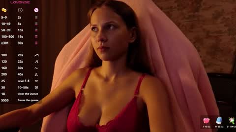 Emma online show from 10/18/25, 07:36