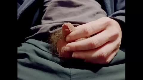 Small Hairy Uncut online show from 02/04/25, 10:24