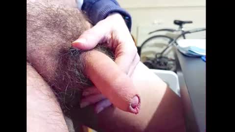 Small Hairy Uncut online show from 04/14/26, 02:23