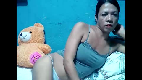 Snapshot of smallluncutc0ck chatting on 11/11/25, 10:26 jess online show from 11/11/25, 10:26