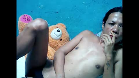 Snapshot of smallluncutc0ck chatting on 11/14/25, 08:57 jess online show from 11/14/25, 08:57