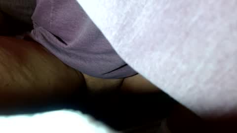 Snapshot of smallmalelass chatting on 10/08/25, 04:04 smallmalelass online show from 10/08/25, 04:04