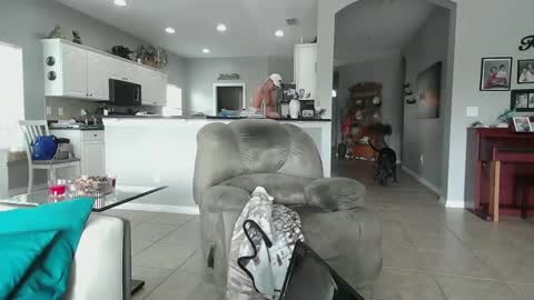 Daddy online show from 02/02/25, 04:11