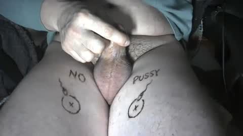 Snapshot of smallpenismwm chatting on 12/07/24, 01:40 pussyfree4eva online show from 12/07/24, 01:40