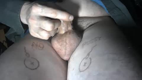 Snapshot of smallpenismwm chatting on 12/14/24, 02:34 pussyfree4eva online show from 12/14/24, 02:34