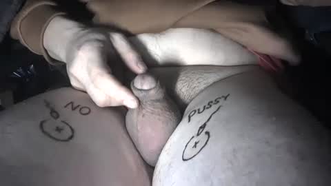 Snapshot of smallpenismwm chatting on 12/25/24, 02:23 pussyfree4eva online show from 12/25/24, 02:23