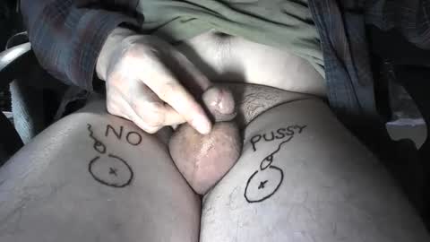 Snapshot of smallpenismwm chatting on 02/23/25, 09:26 pussyfree4eva online show from 02/23/25, 09:26