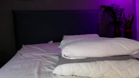 Anna no bbbbybybbabebyy just Anna. And dont call me mom please. online show from 02/17/25, 05:36