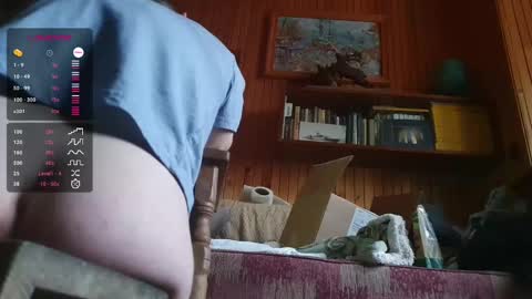 Snapshot of smallwithbig666 chatting on 12/05/24, 08:55 PIST PIST online show from 12/05/24, 08:55