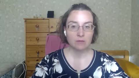 smart_rose online show from 09/14/25, 06:12