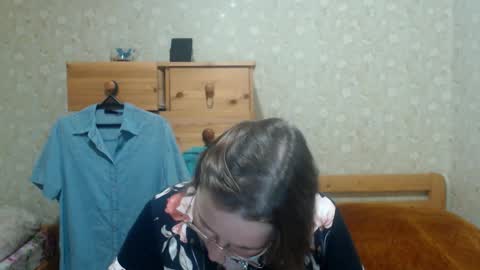 smart_rose online show from 10/28/25, 10:12