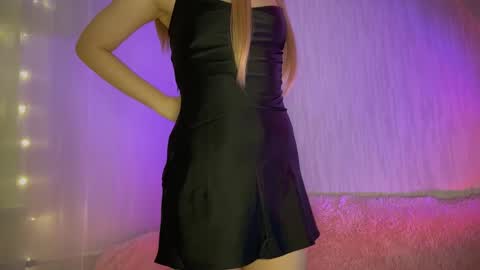 Snapshot of smartcoolgirl chatting on 01/13/25, 10:45 Jess online show from 01/13/25, 10:45