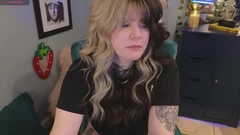 Snapshot of smashberry chatting on 02/24/26, 02:15 bb online show from 02/24/26, 02:15