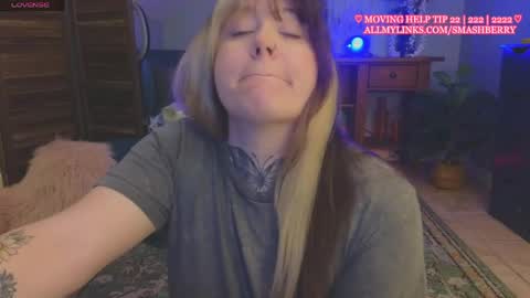 Snapshot of smashberry chatting on 04/28/26, 01:04 bb online show from 04/28/26, 01:04