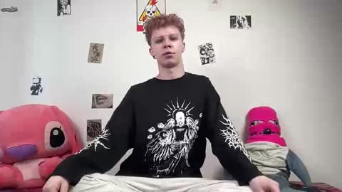 Snapshot of smcompany02 chatting on 03/17/26, 04:50 CactusGnom online show from 03/17/26, 04:50